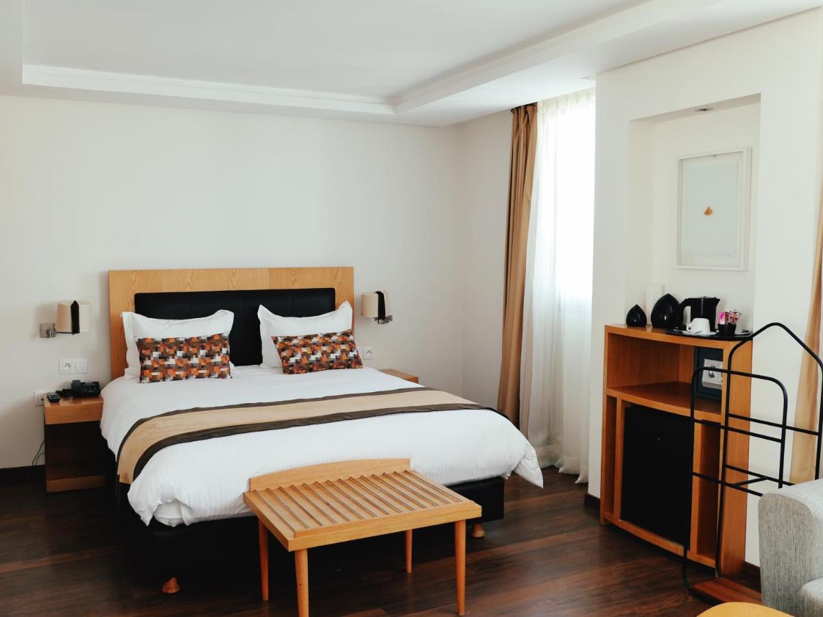 Le Pietri Urban Hotel Ραμπάτ Εξωτερικό φωτογραφία